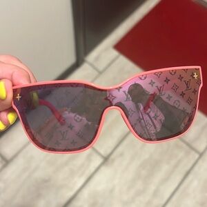 Brand New Louis Vuitton sunglasses hot pink